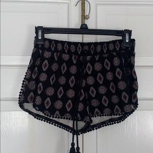 Pattern flowy shorts
